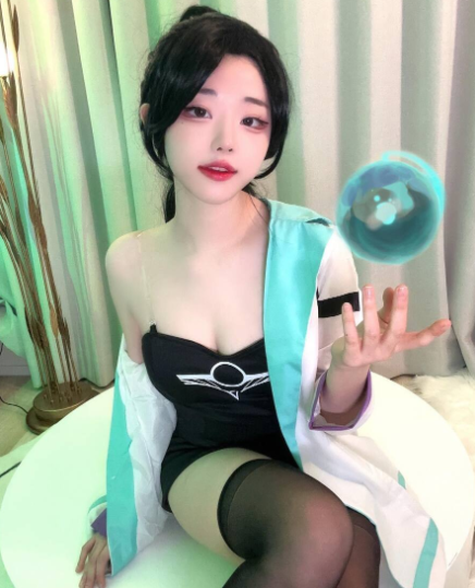 17257021511893.png
