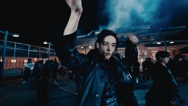 1735129864051.gif