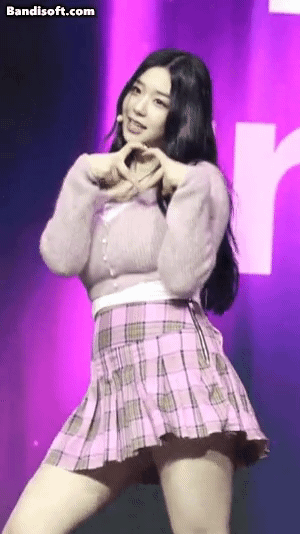 17464914379897.gif